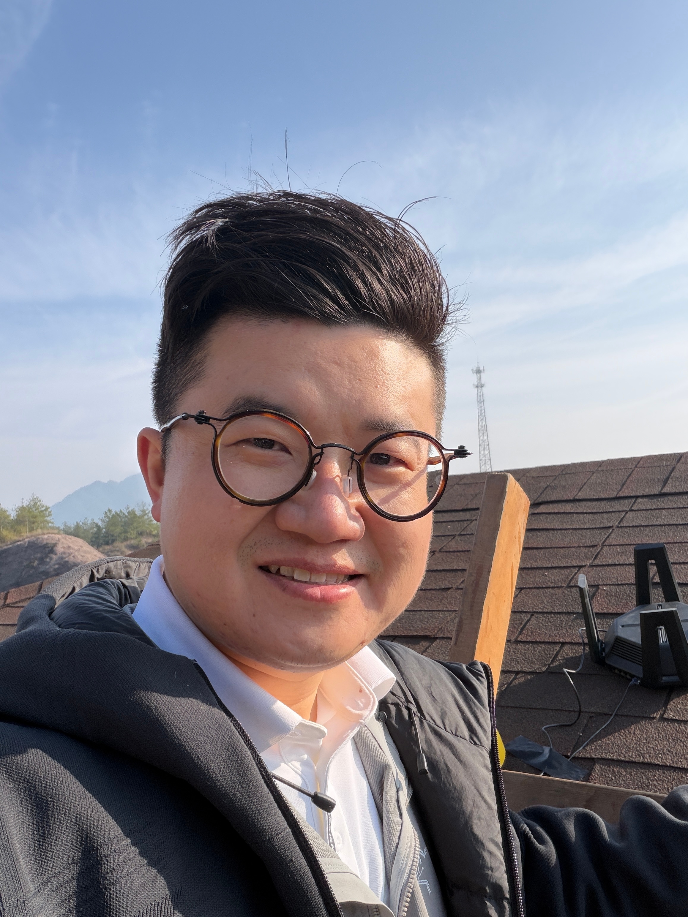 看我2分钟爬完800步坡度40-50度的天梯