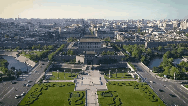 西安市！除了大唐不夜城，经济也不错吗

2024年GDP排名，排在全国27座万亿