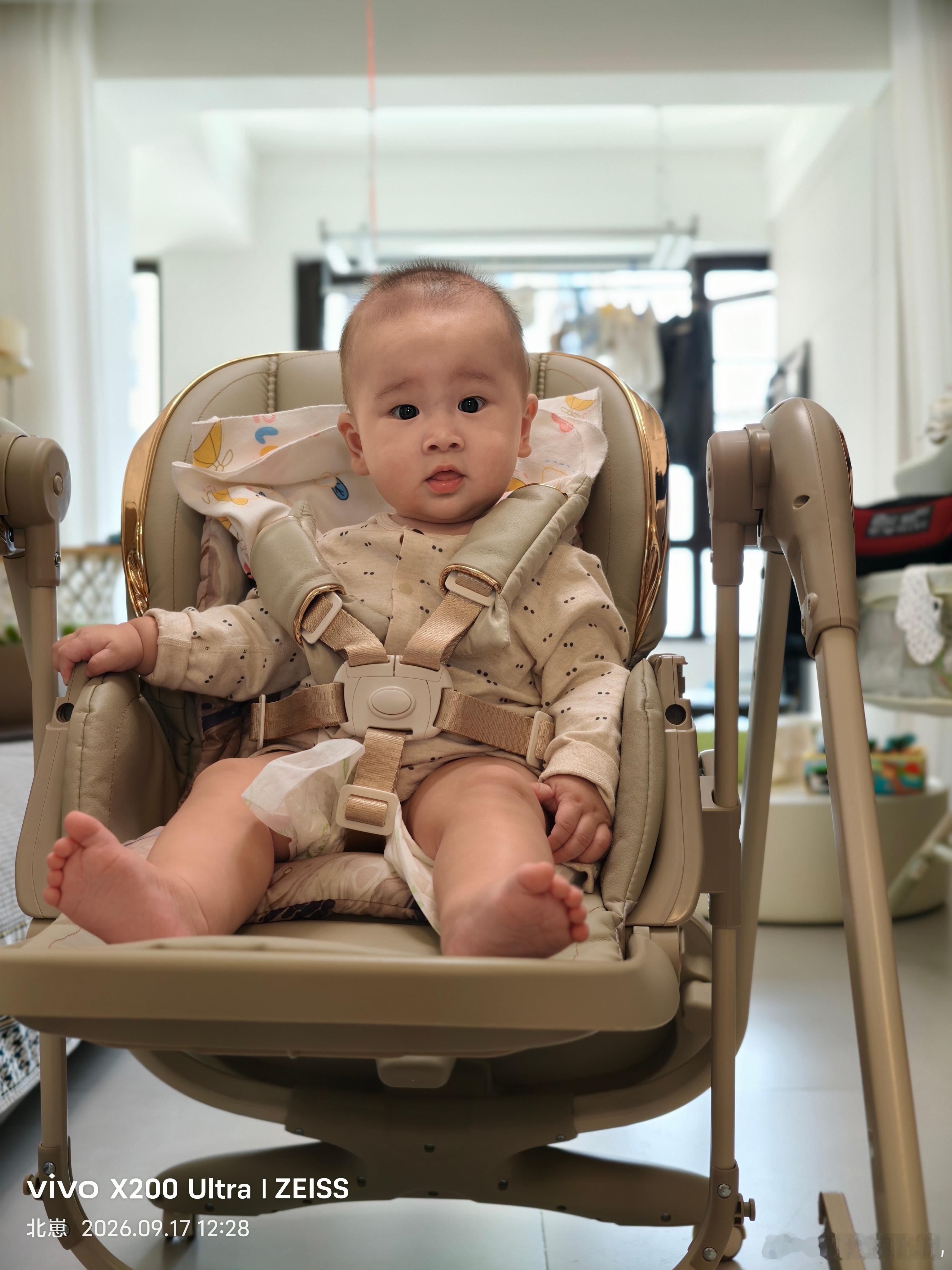 真是越大越废妈了[老师好]虽然人小，但有自己的想法了[挖鼻] ​​​