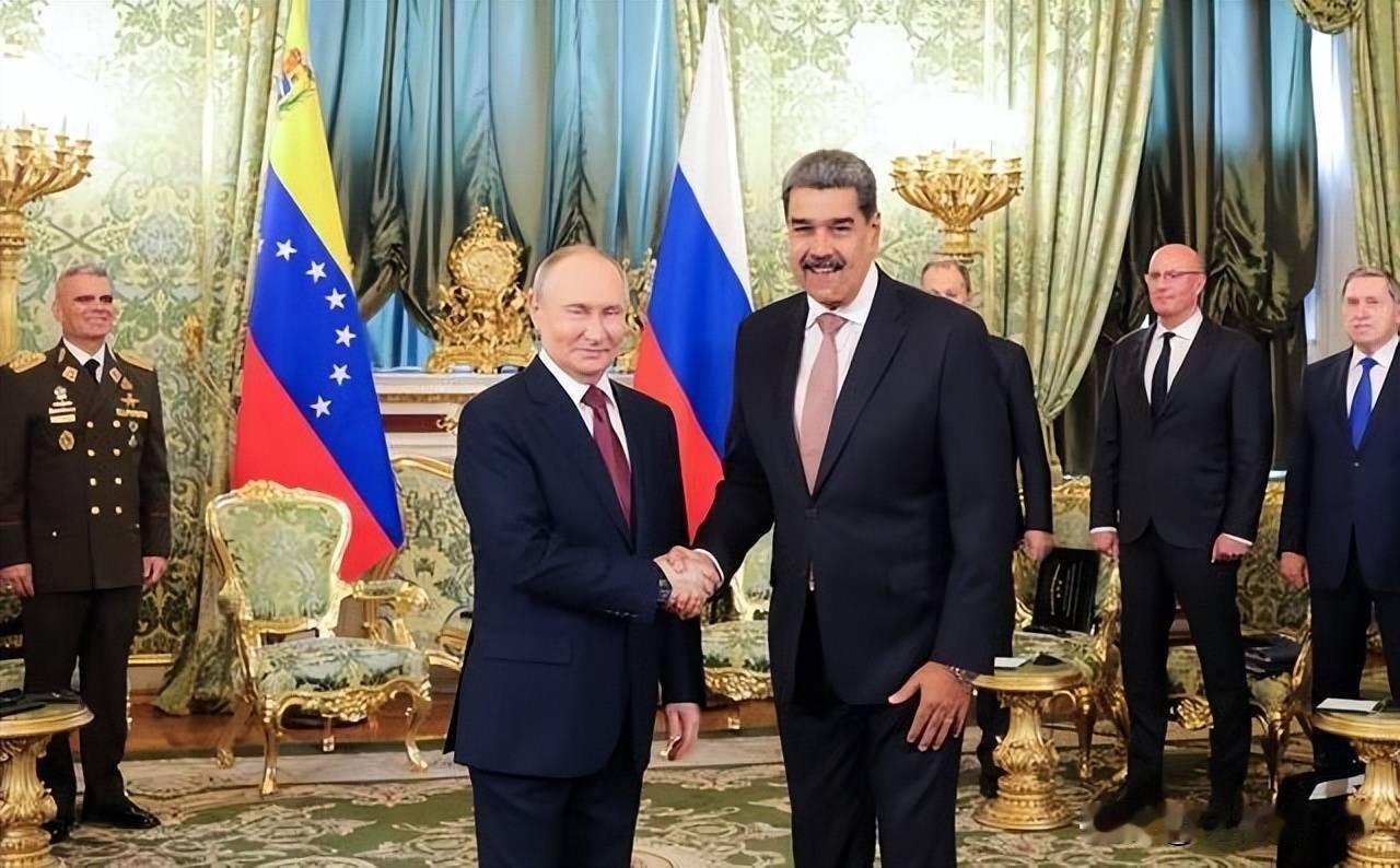 俄罗斯最近大动作频频，而这两件事令美国很担忧，或者说很害怕！

第一件事是俄罗斯