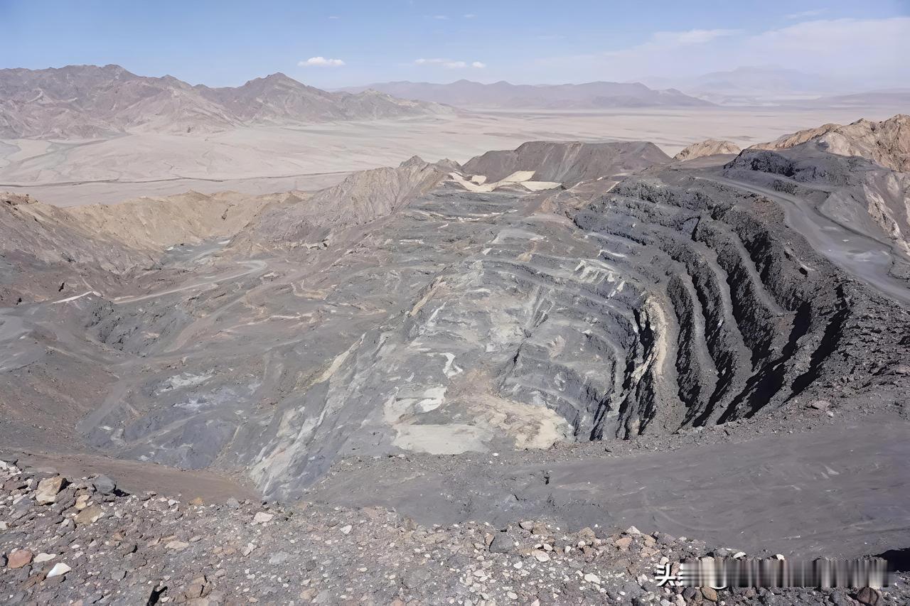 眼下国内众多的钼矿“巨头”以及世界钼行业，又把关注点放在了“新疆塔城地区裕民县苏