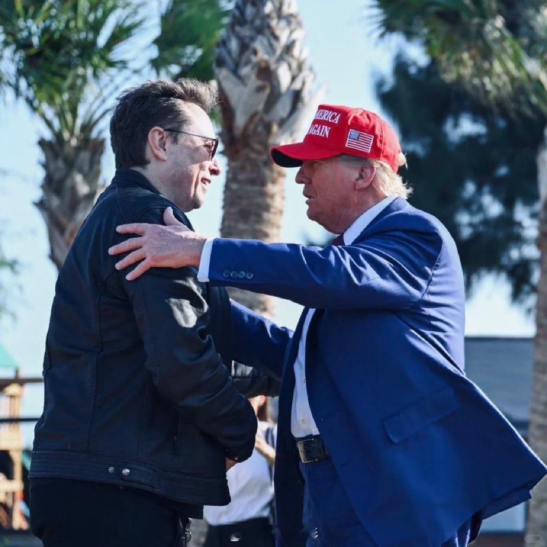 拜登总统尚未承认伊隆·马斯克在 SpaceX 取得的突破性成就，但特朗普总统与伊