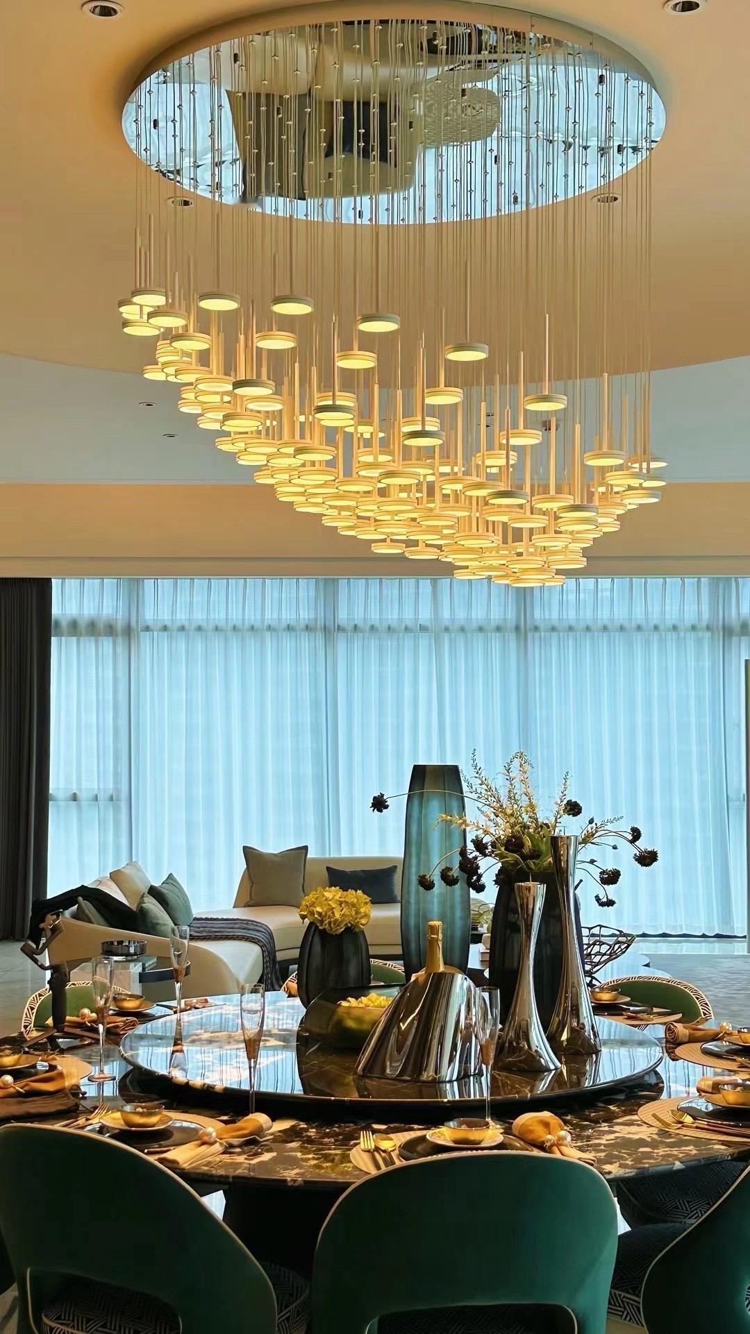 -
杭州惠灵顿旁370方四房
超大客餐厅110方
全屋精装交付双面落地窗
#明年