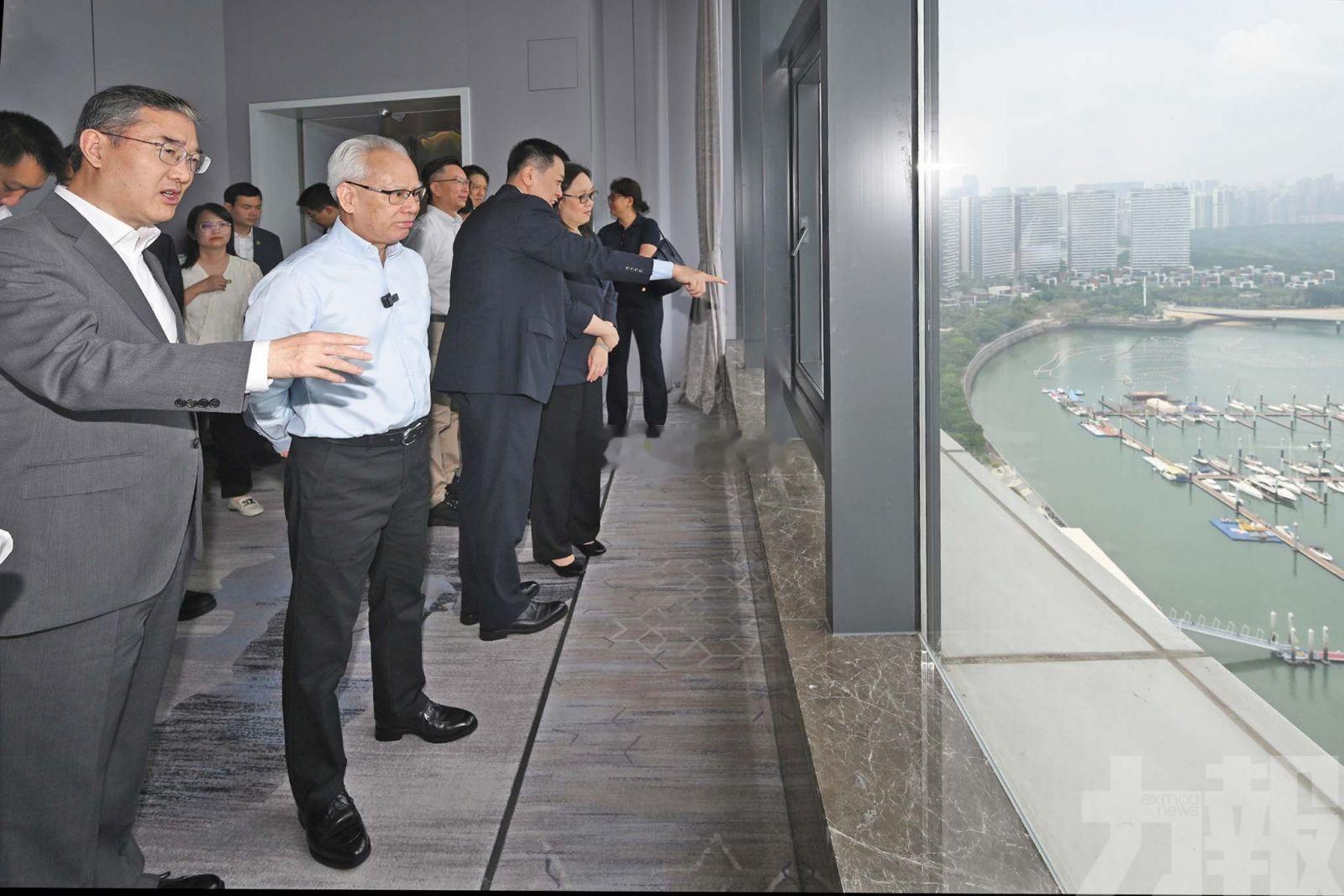 澳门行政长官岑浩辉福建考察调研之旅（厦门、龙岩），配图为厦门五缘湾之行。 