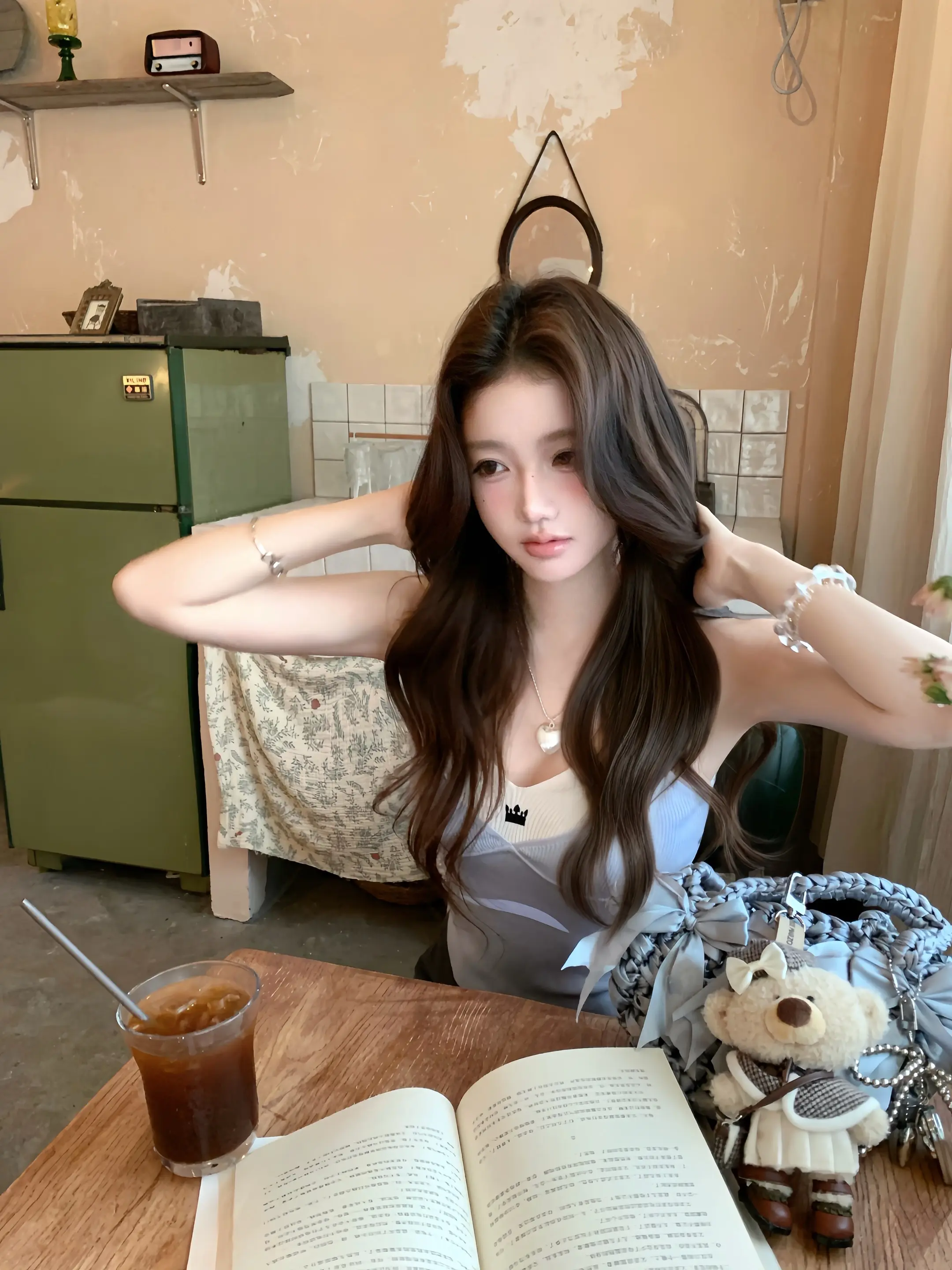 她一定比我成熟૮₍ -᷅⤙-᷄ ₎ა