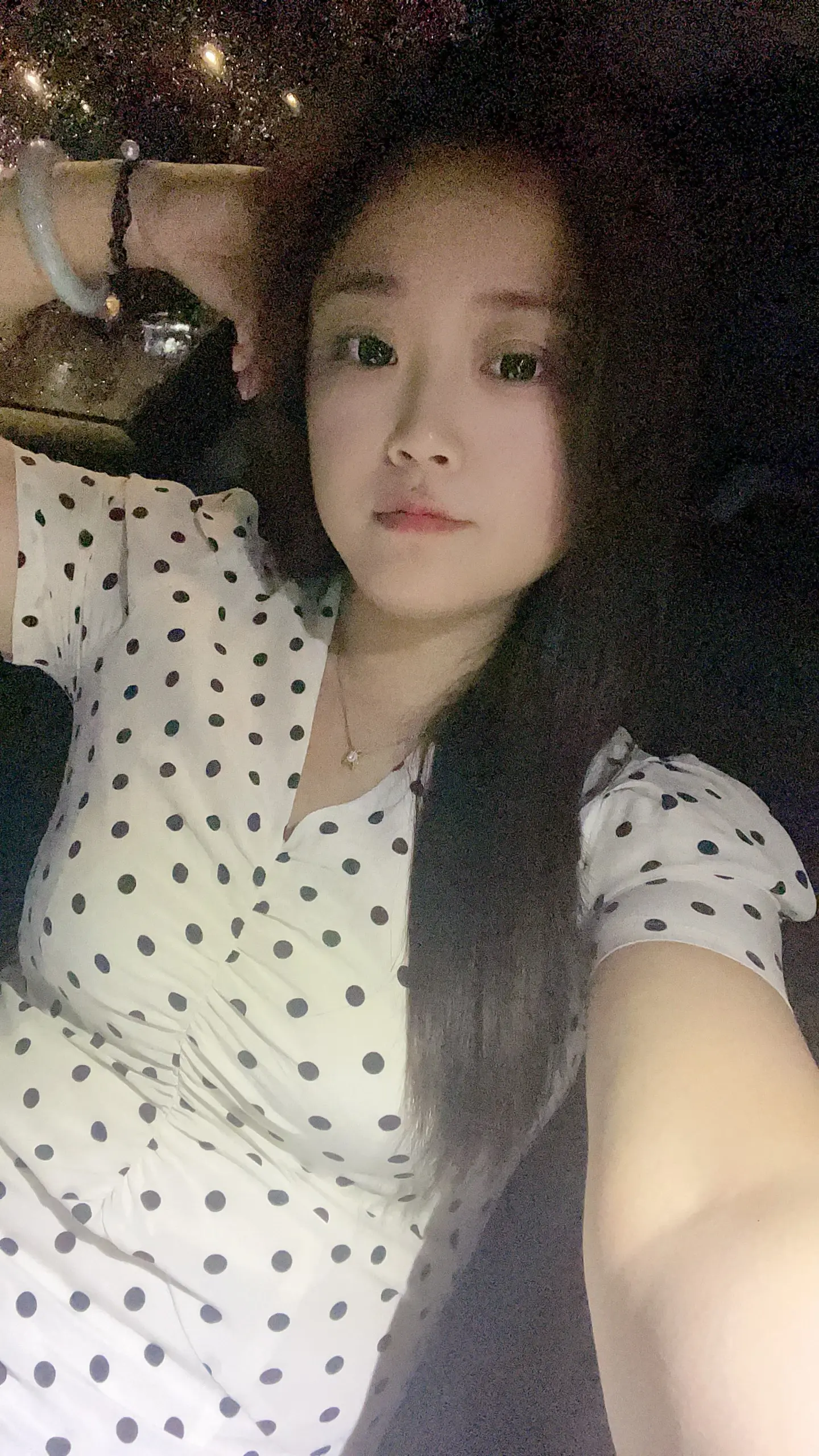 是啊！这一路走来！我还能坚持多久！还能有多坚强！爱到最后！全凭良心