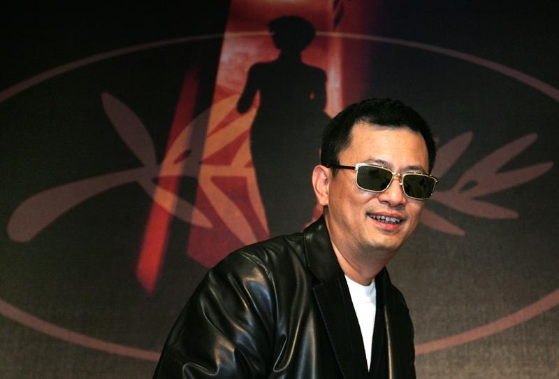 博主：王家卫道德豁免权画上了句号 王家卫的“艺术大师”人设算是塌房了。
前段时间