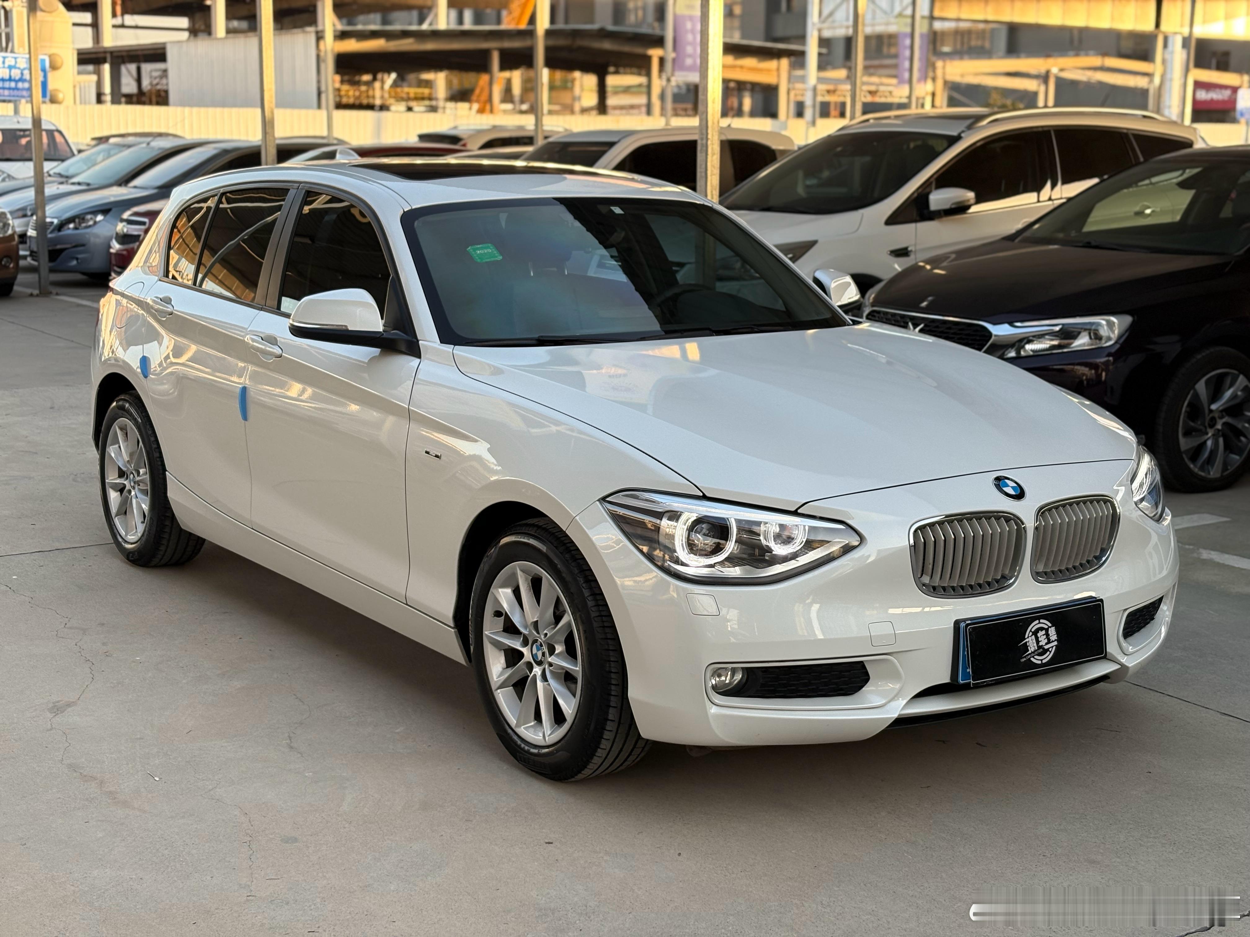 特价 2014年宝马116i 1.6T高配都市版9万多公里 保险近一年 到手零投