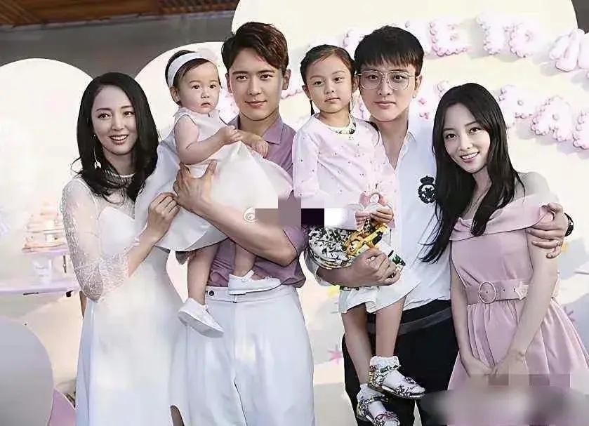 当初都是幸福的家庭，如今也都离婚了
