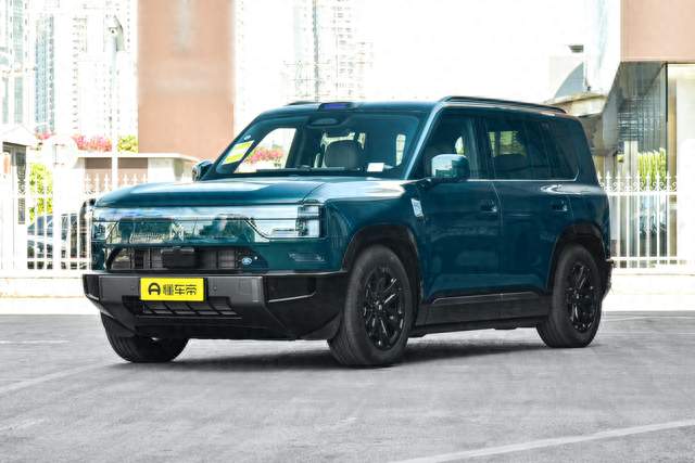 适合全家一起自驾游的硬派SUV，猛士X700值得选吗？