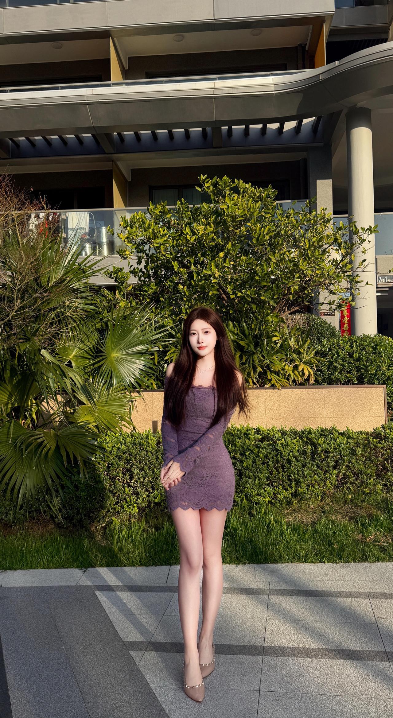 紫色蛮有韵味的。