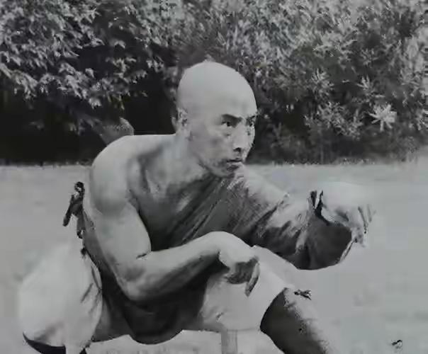 螳螂拳：源流、技击与流派详析

一、起源传说与历史脉络

螳螂拳的起源充满民间传