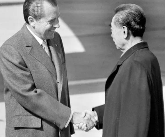 1972年，尼克松不悦毛主席送的4两茶叶，周总理如何轻松化解尴尬
“1972年2