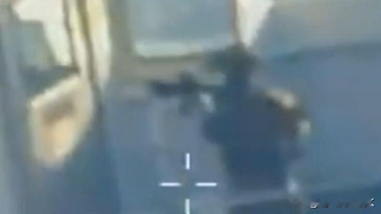 白宫警告说，美国不会“袖手旁观制裁的船只”，在委内瑞拉附近扣押油轮后表示
白宫发