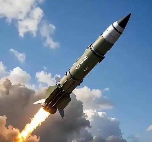 听闻哈梅内伊在开会时，遭美国与以色列联合发动的导弹袭击身亡，不由得让人想起钱学森