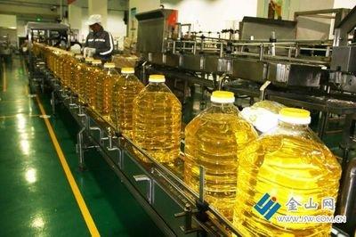 #中储粮食用油出事了，你还敢吃吗？#

中储粮作为我国重要的粮食储备企业，一直承
