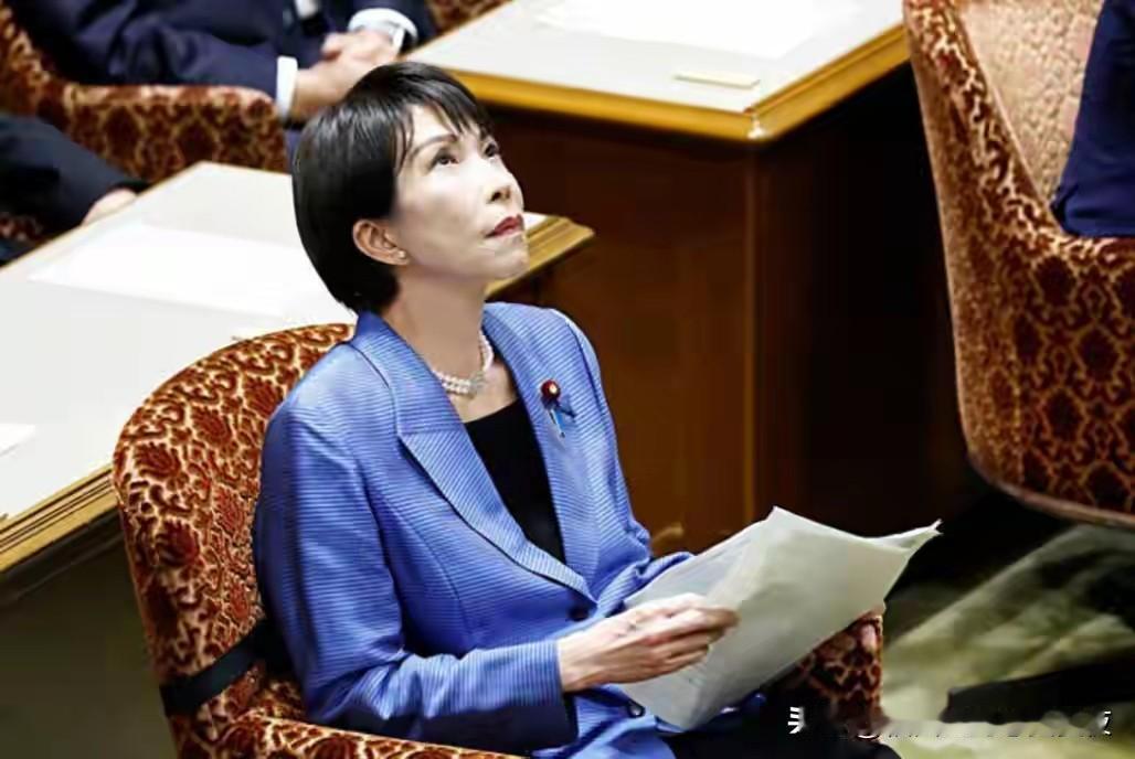 高市早苗被实锤了，这下美国也帮不了她，小泉忙打电话给美国防长