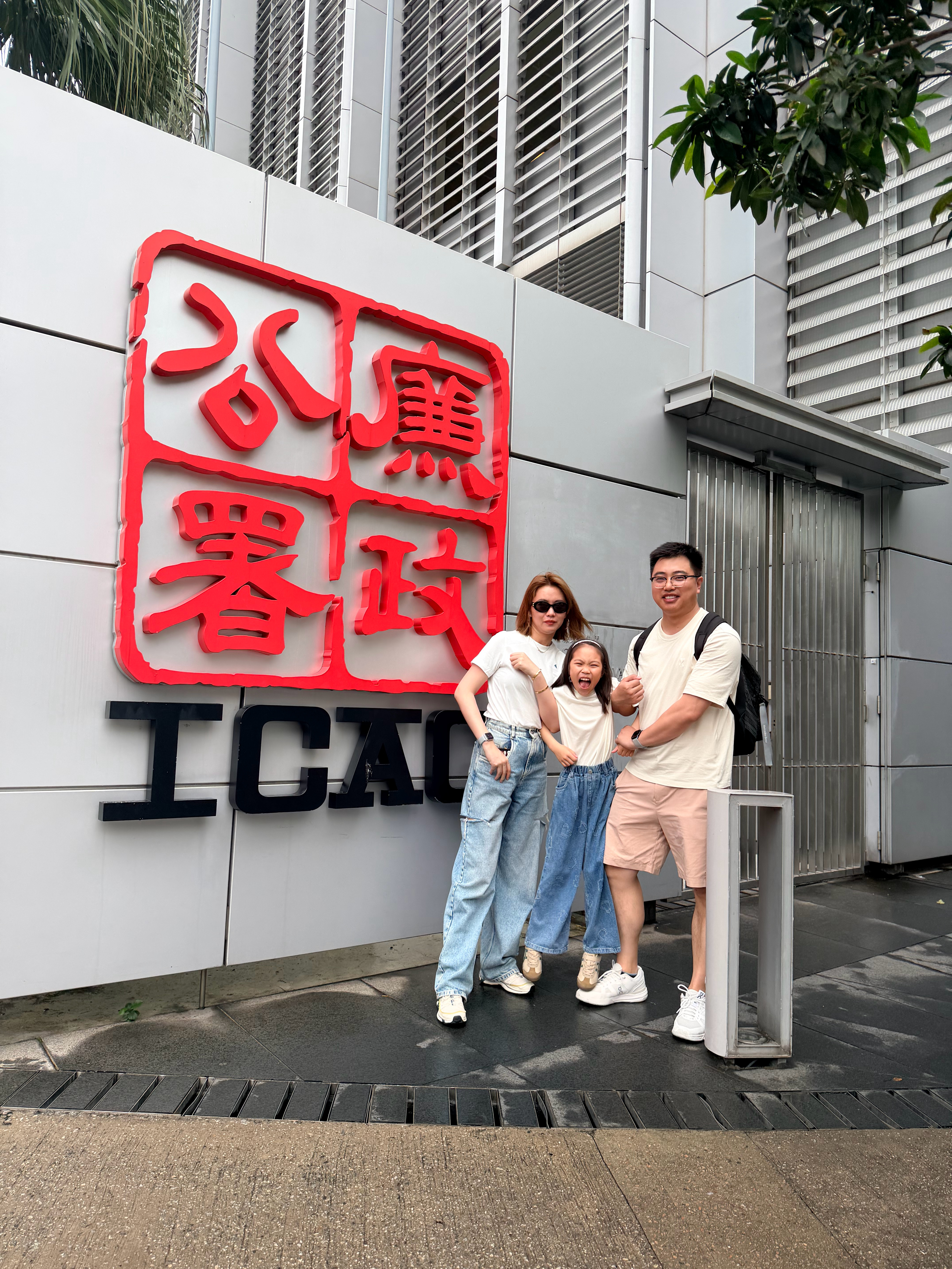 其实孩子在小时候已经报完恩了多和孩子留一些快乐的回忆，说不定哪天就不想跟你出去玩