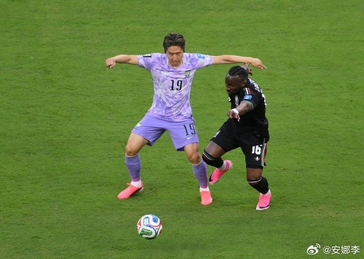 墨西哥vs韩国这场，现场色彩搭配让人极度舒适fifa世界杯美加墨世界杯墨西哥vs