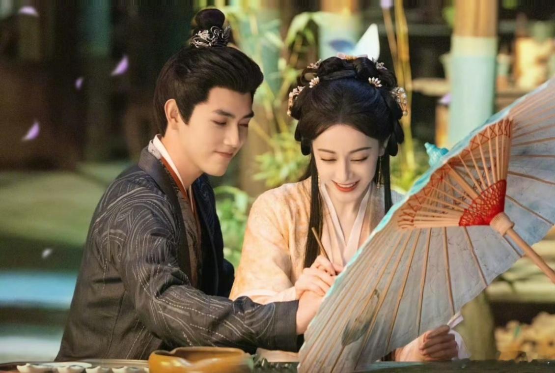 慕胥辞改成白日提灯迪丽热巴陈飞宇慕胥辞改为白日提灯《慕胥辞》正式更名《白日提灯》