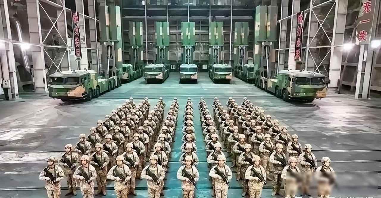 美国学者突然点名关岛机场，中国火箭军真能让人飞机飞不起来？

2026年2月10