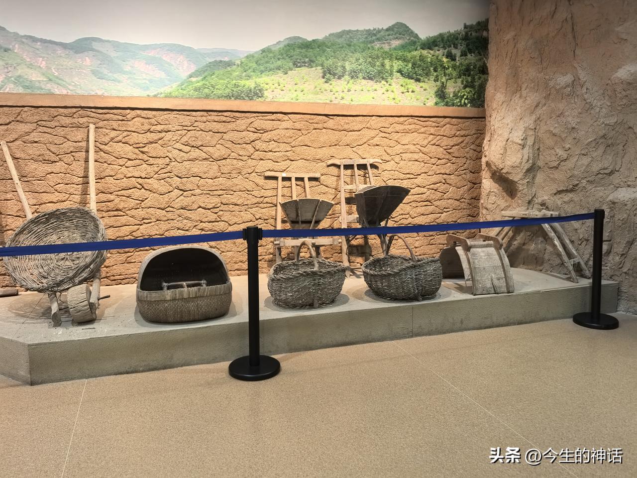 不会。
挣钱有时候不全是个人本事，它会跟天时、地理、人和以及福报有关。
所以，如