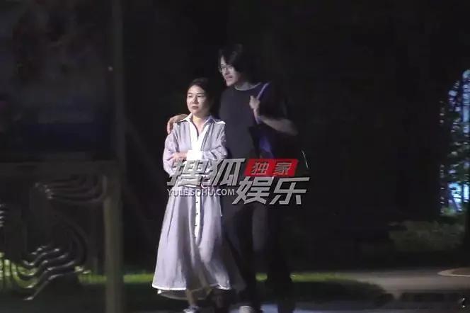 杨天真恋情曝光 