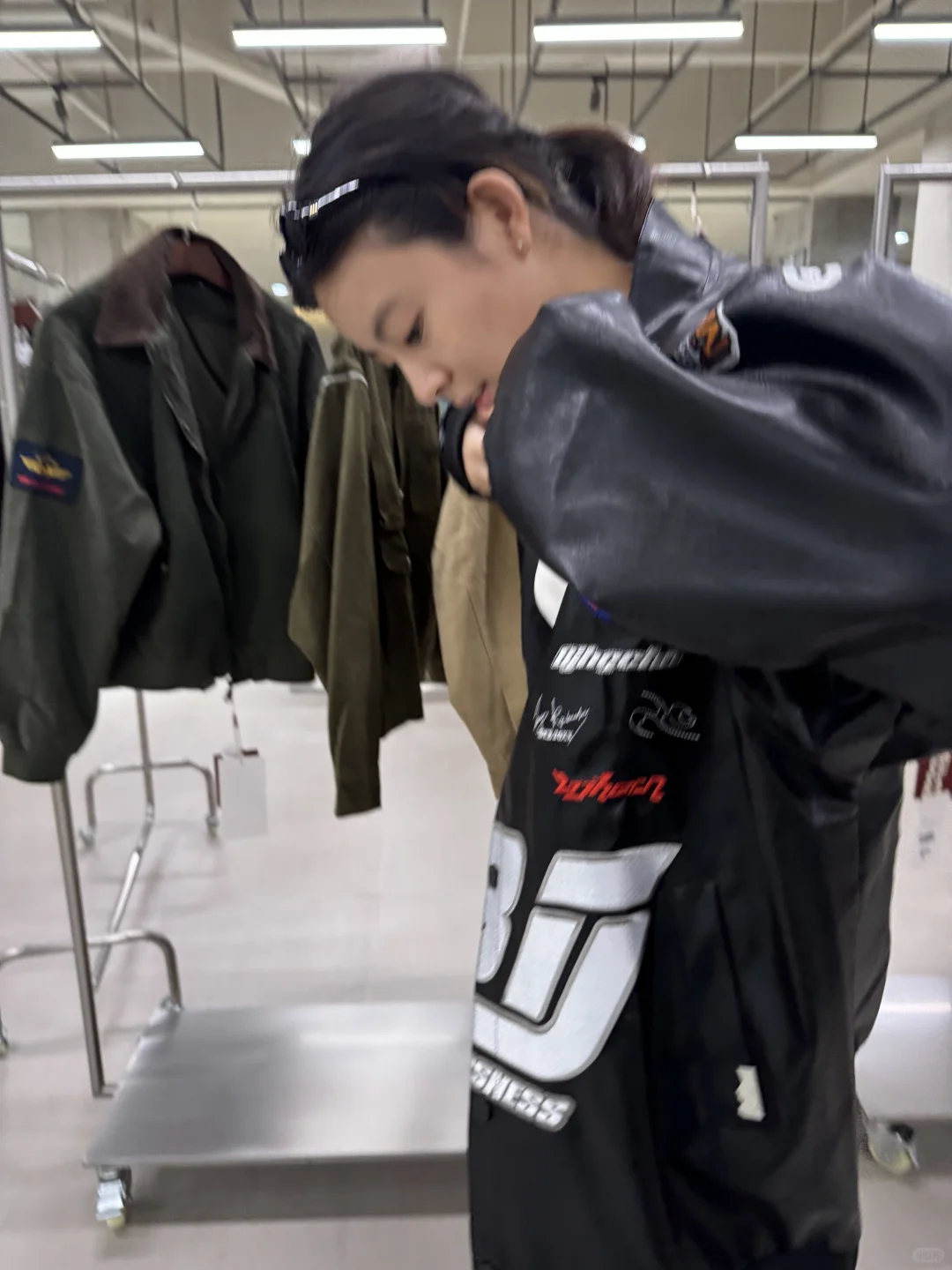 右滑看长发帅t私下娇媚一面