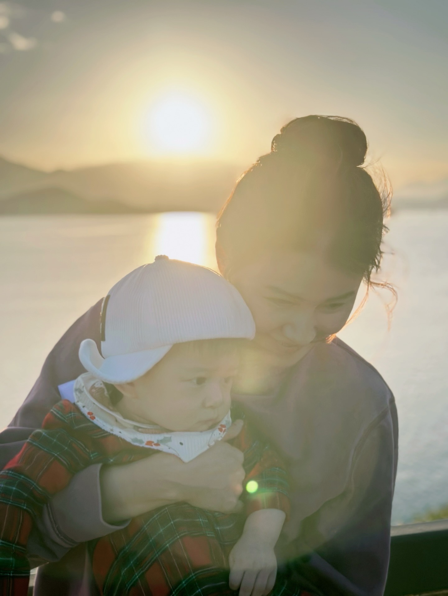 黄翠如晒一家三口合照 