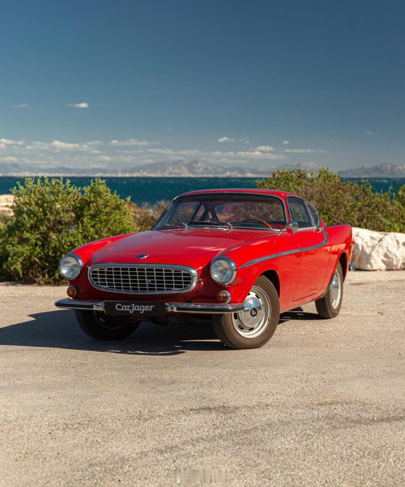 沃尔沃大v聊车 在汽车历史的长河中，Volvo P1800无疑是一个经典的名字。