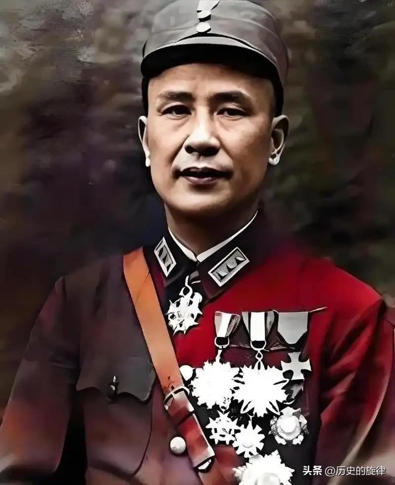 1937年南京惊魂：老农扔出纸团，李克农一眼识破杀局
 
1937年，李克农外出