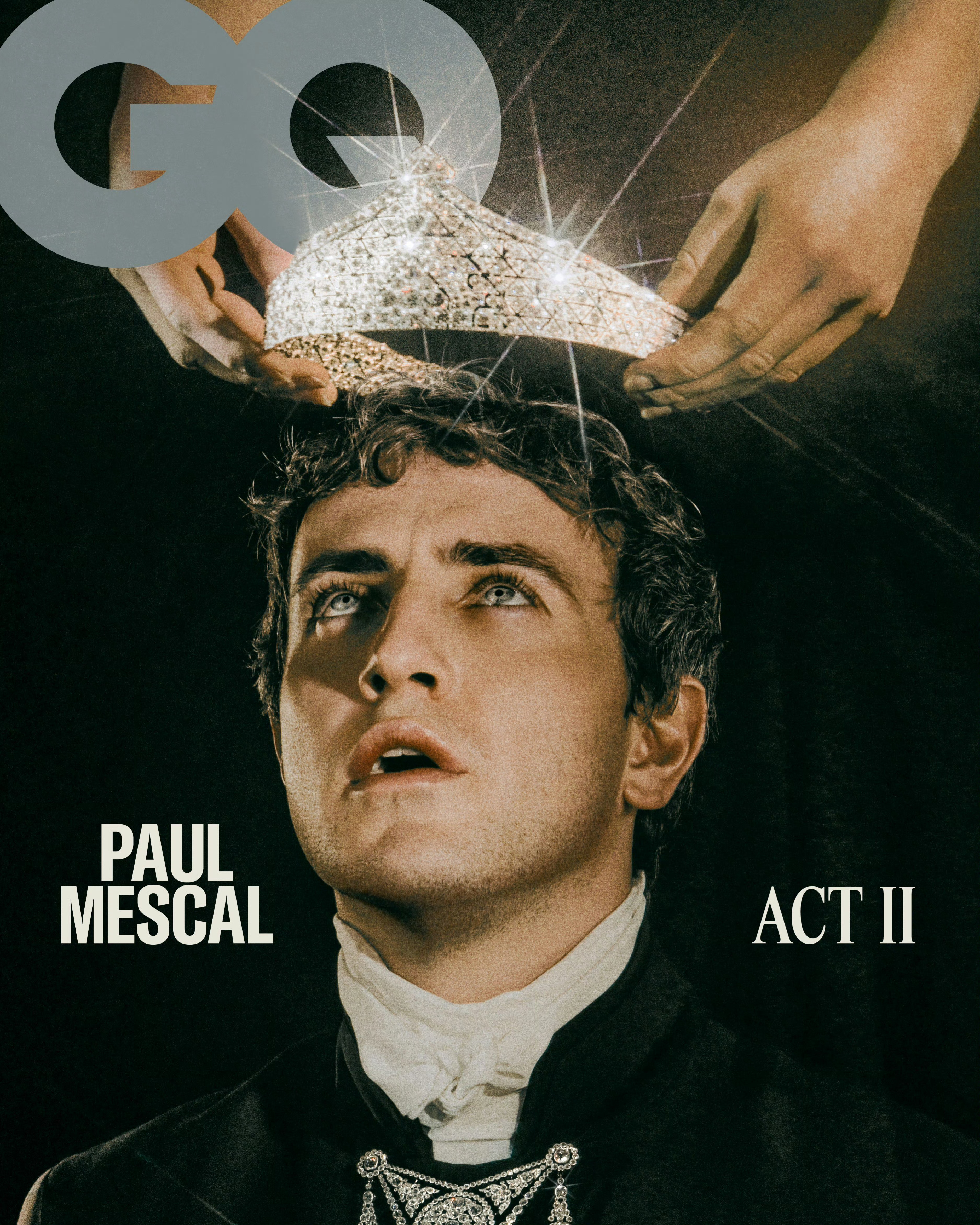 GQ UK 英国版二月刊封面人物，男演员Paul Mescal 戴着Cartie