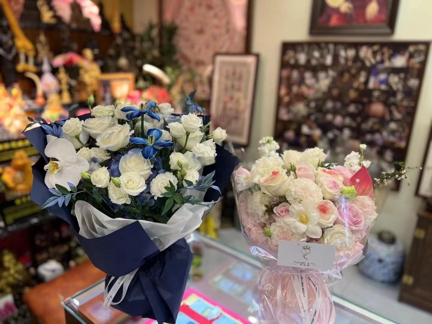还愿供奉鲜花不得不夸佛堂、泽度金成愿真厉害👍恭请秀