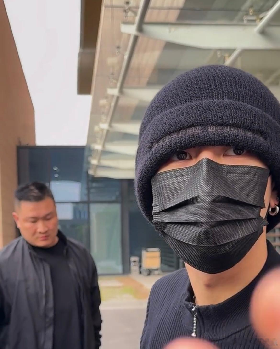 谈上了 和王嘉尔🧎🏻‍♀️ ​​​