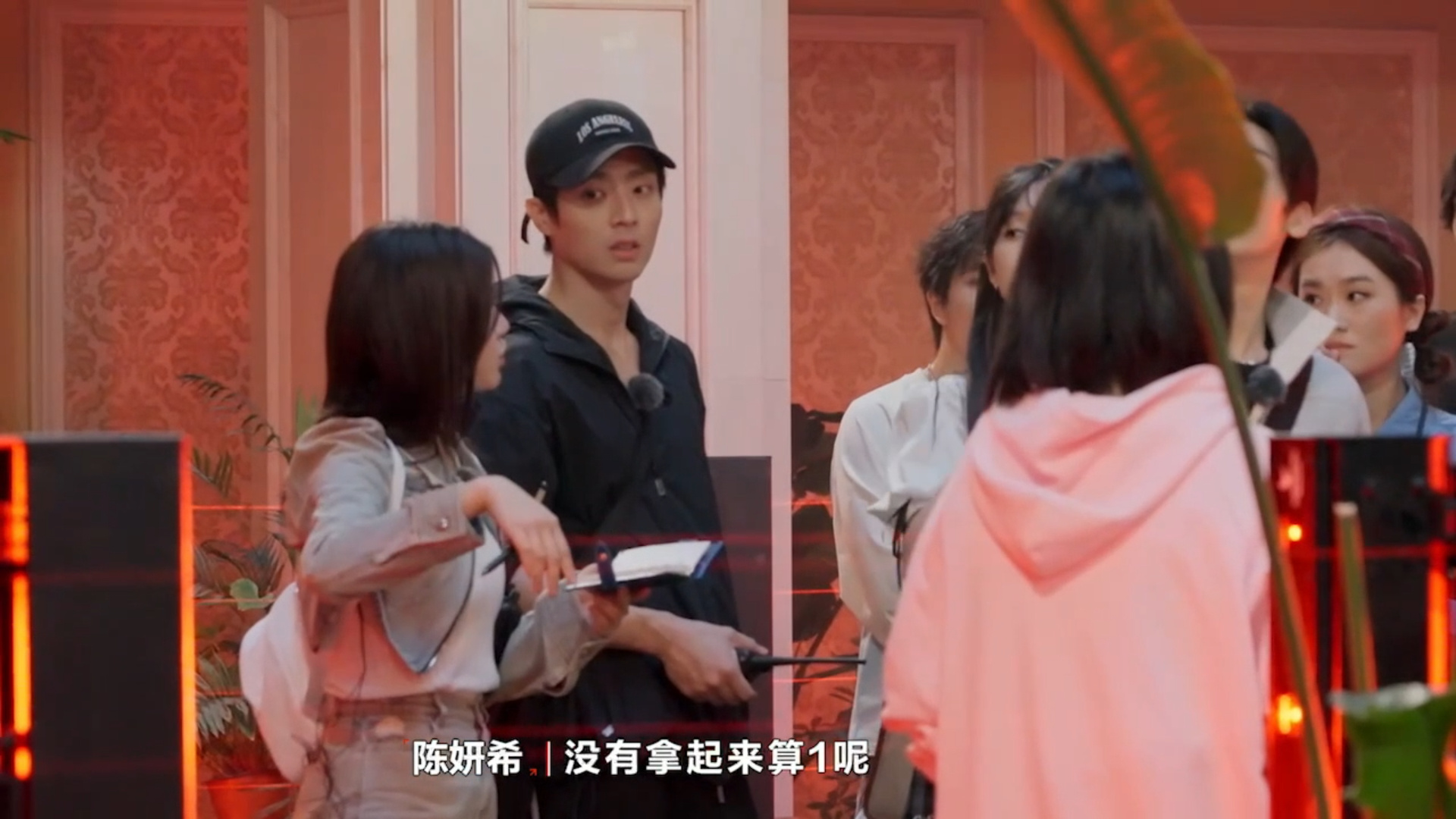 #陈妍希离婚风波后综艺首秀#感觉姐姐的状态也是非常的在线，已经从感情中走了出来吧
