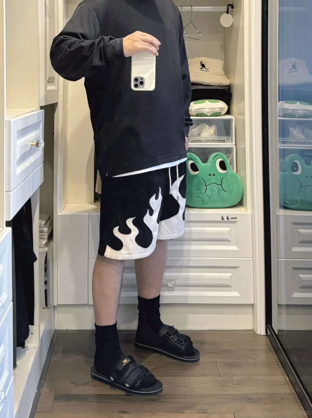 火焰短裤｜拖鞋穿搭