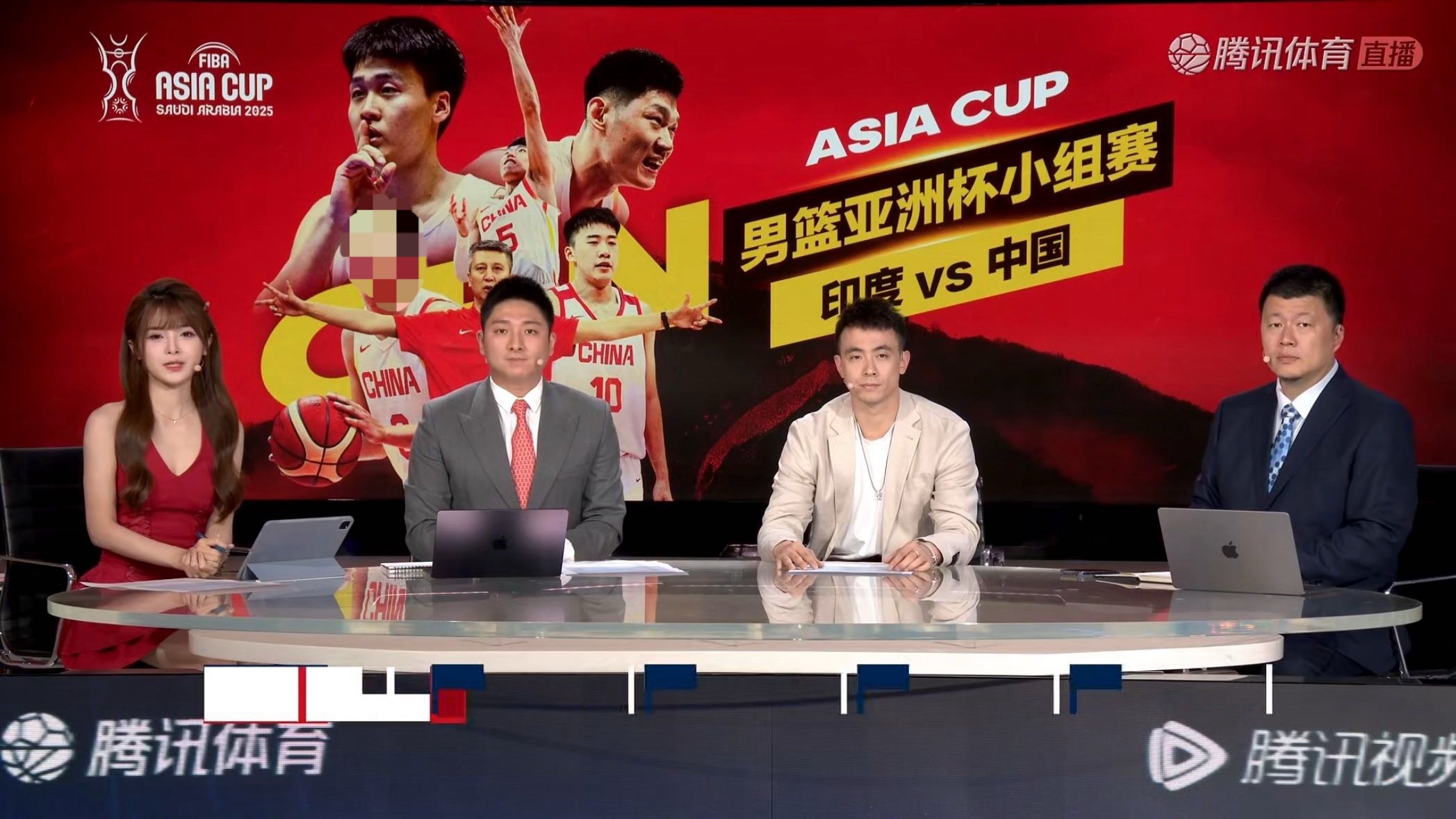 赵继伟[超话] 继伟亚洲杯解说开始啦 ​​​