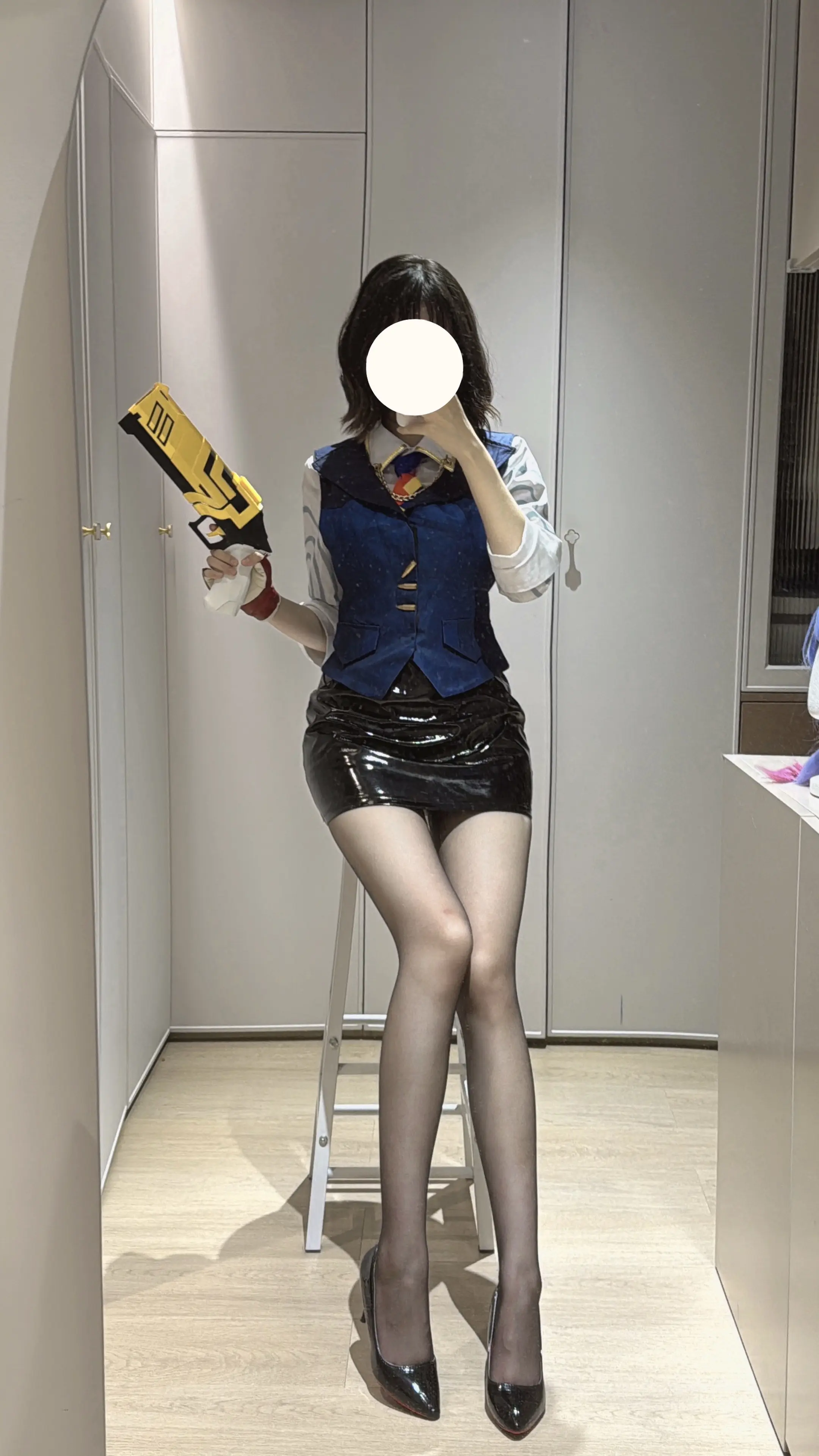 看看我在相册找到什么。