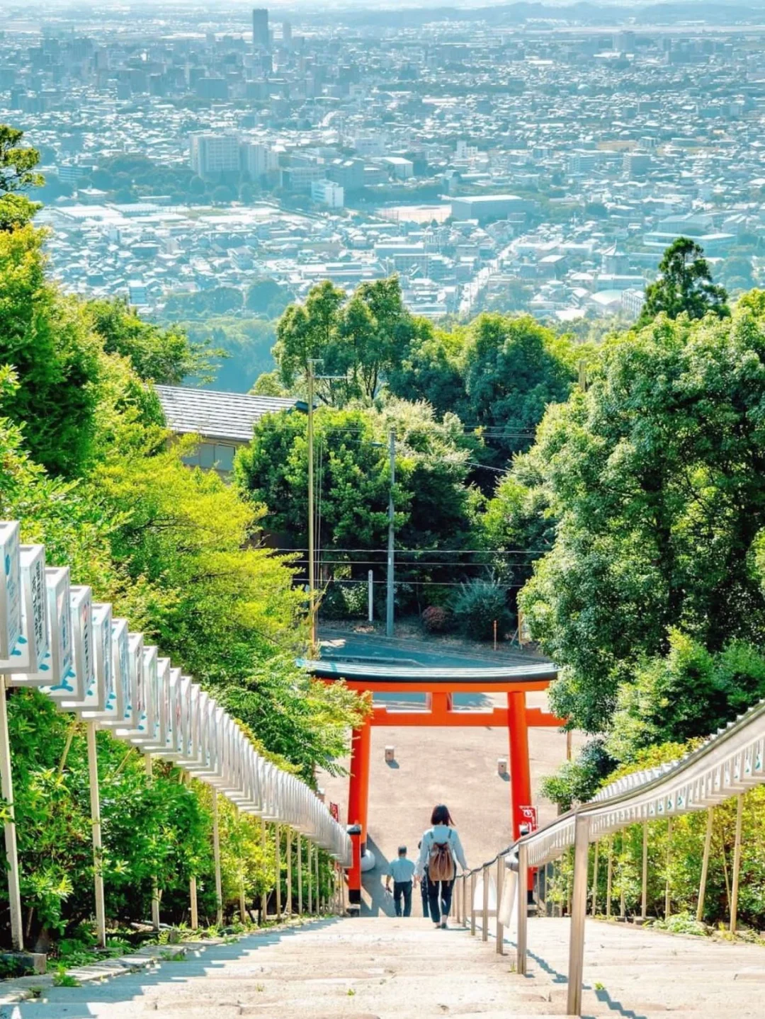 日本旅行｜俯瞰城市的⛩️日落和夜景都超绝！
