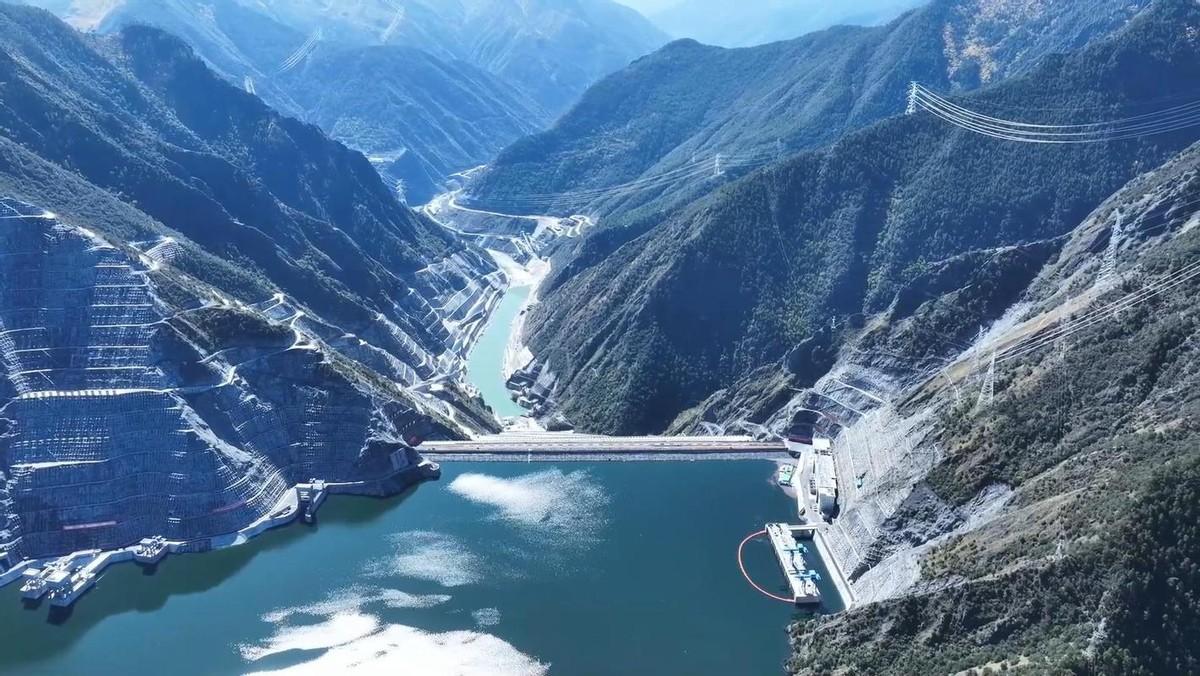 美国万万没想到，中国竟然在西藏秘密进行了一个耗资664亿、历时十余年的大型工程，