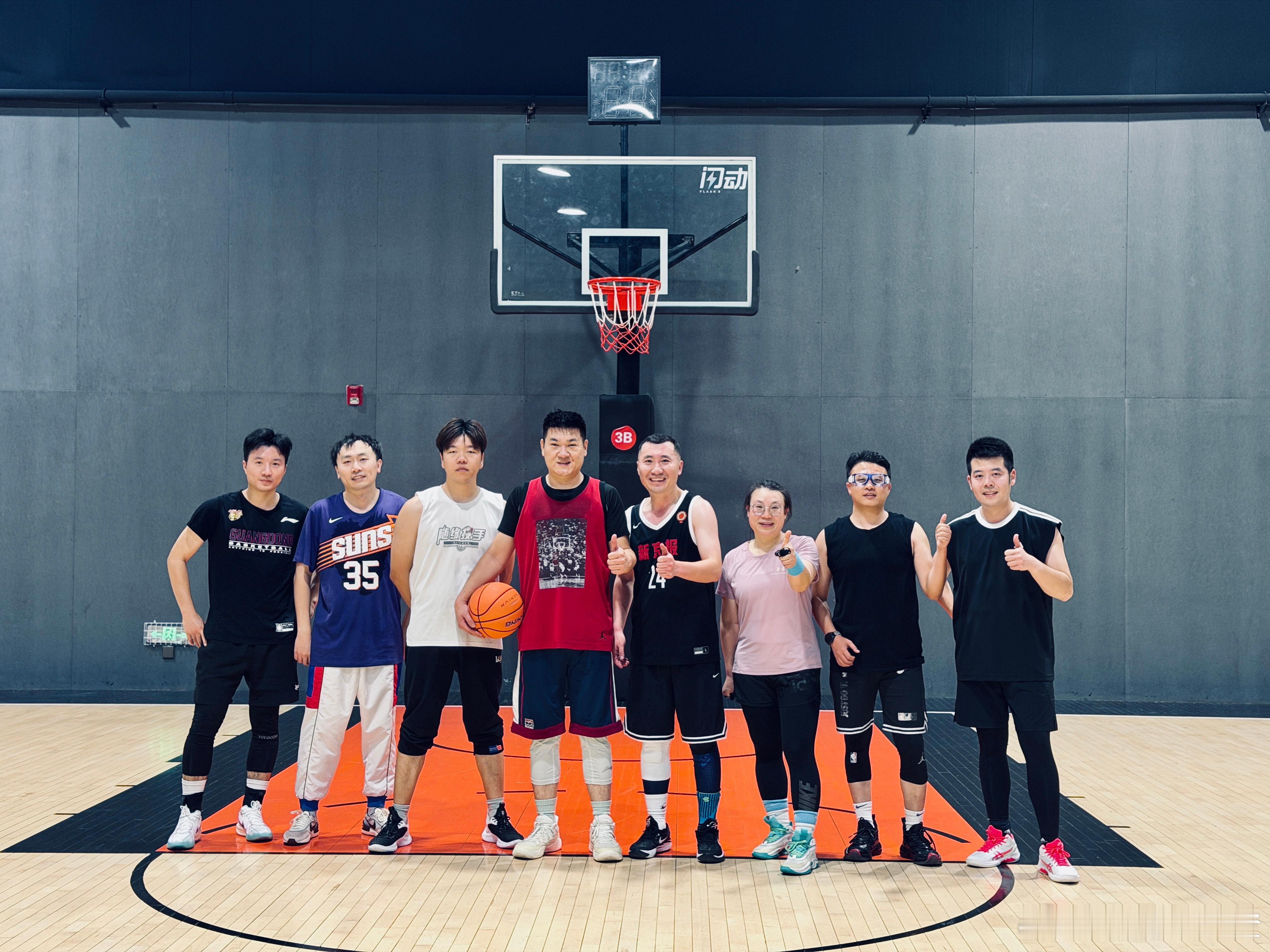 最好的时光时间流逝总是格外的快，珍惜当下，珍视眼前。好梦~~~ 