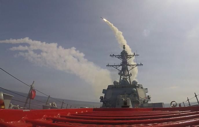 《华尔街日报》：美国考虑重启对伊朗有限度打击
该报报道称，华盛顿计划以此迫使德黑