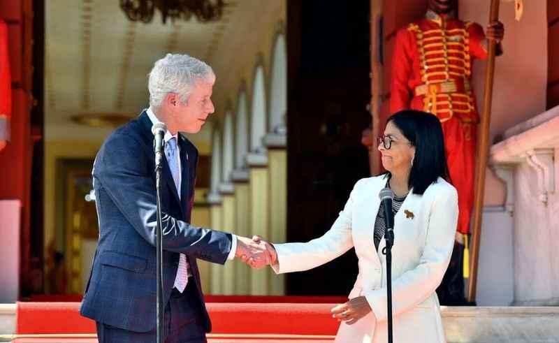 赖特一句话就想赖掉中国百亿债务？美国的“契约精神”碎了一地。

2026年9月2