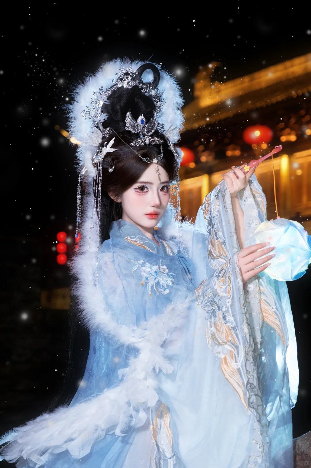 “嫦娥仙子”下凡了 也太美了吧……