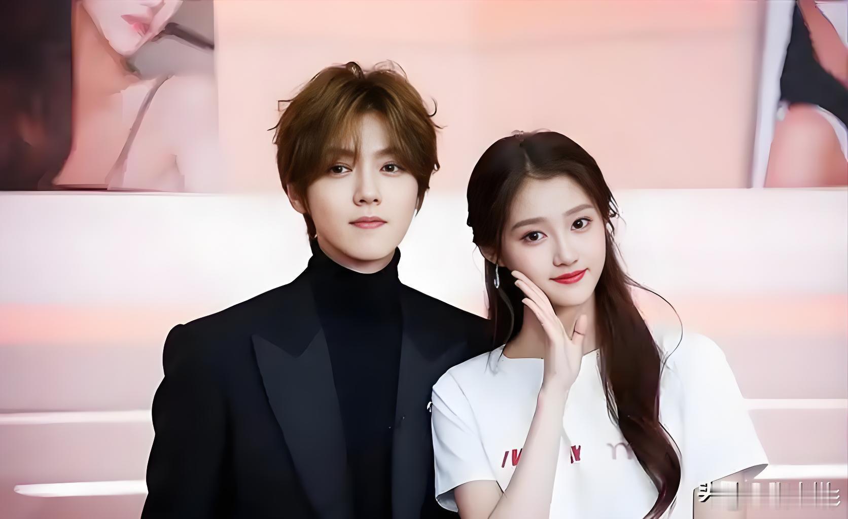 青春就是奋斗鹿晗哈哈哈哈哈关晓彤了不起的我们 曾并肩闪耀，今各自奔赴！鹿晗的舞台