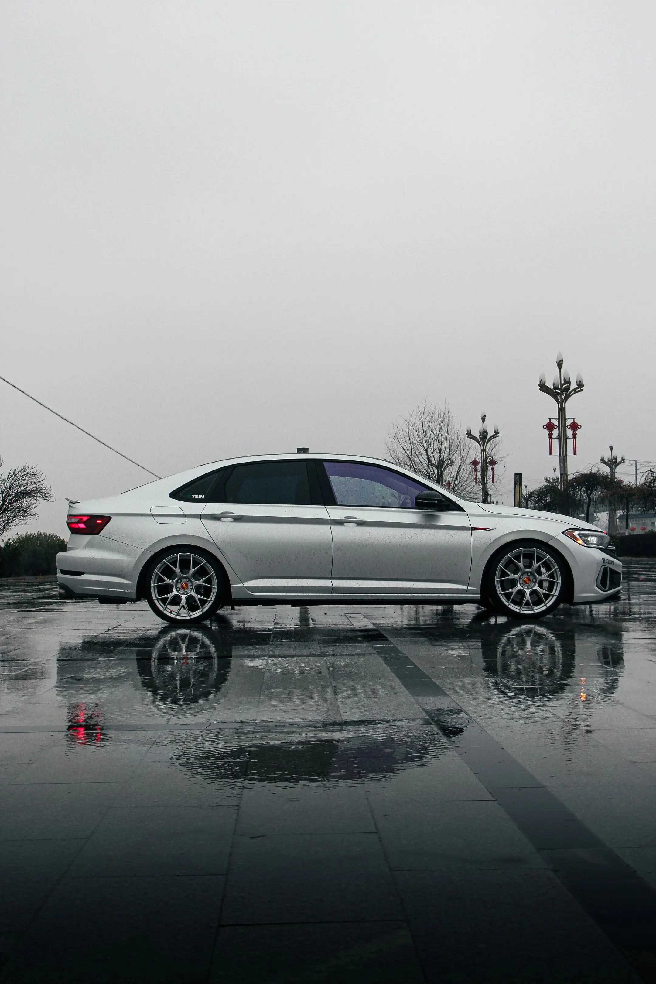 如果太年轻的爱注定要分开 那我是不是该晚点再说爱你.