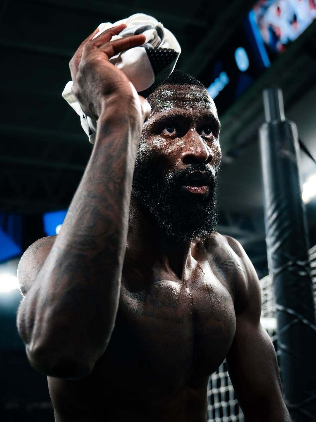 C罗c罗 电影质感大片18p末路穷途 