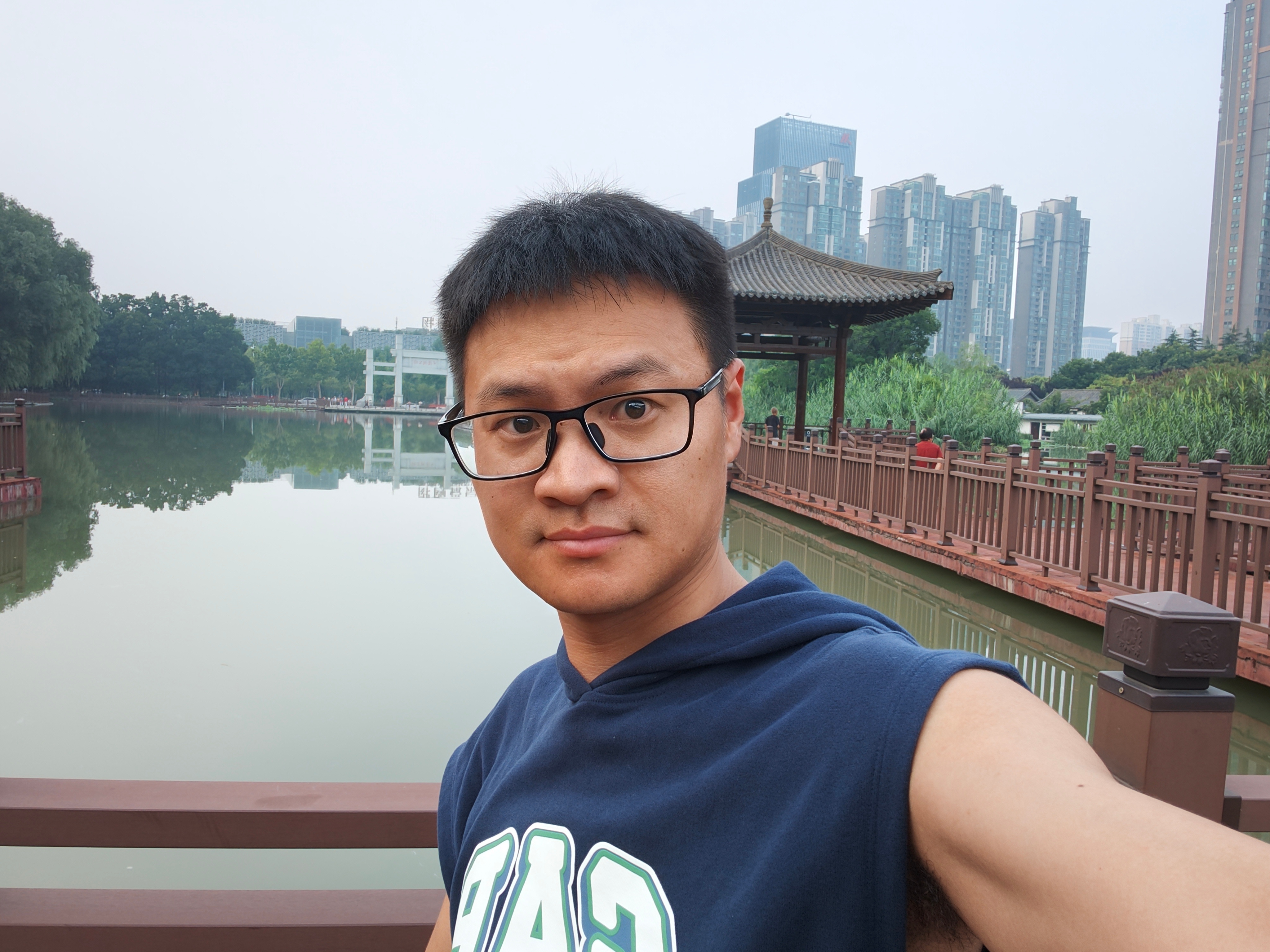 早啊兄弟们，近几个月以来的第一次早起，早睡早起确实可以让精神状态好起来……现阶段