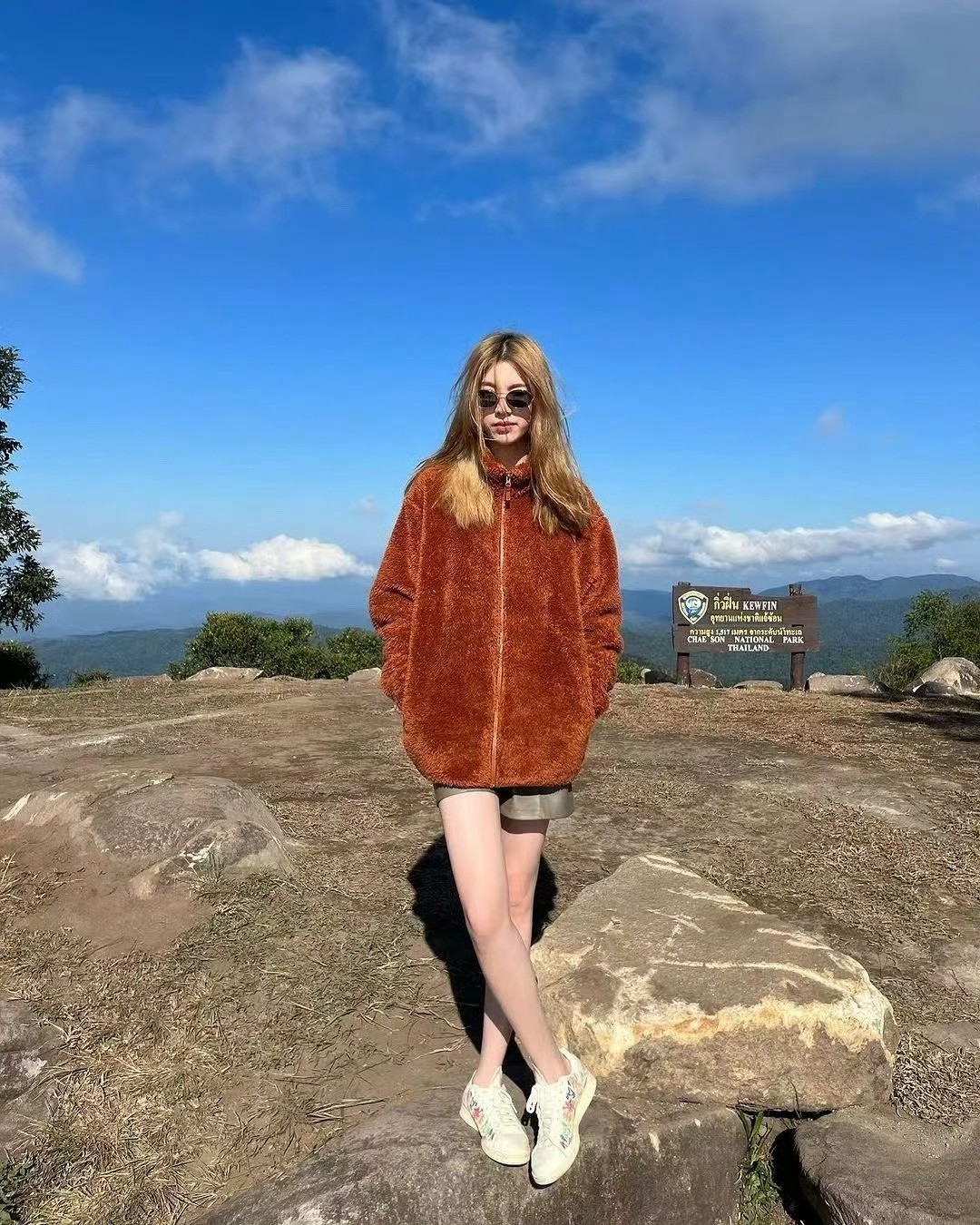 想念这个上山下海四处旅行的宝宝 