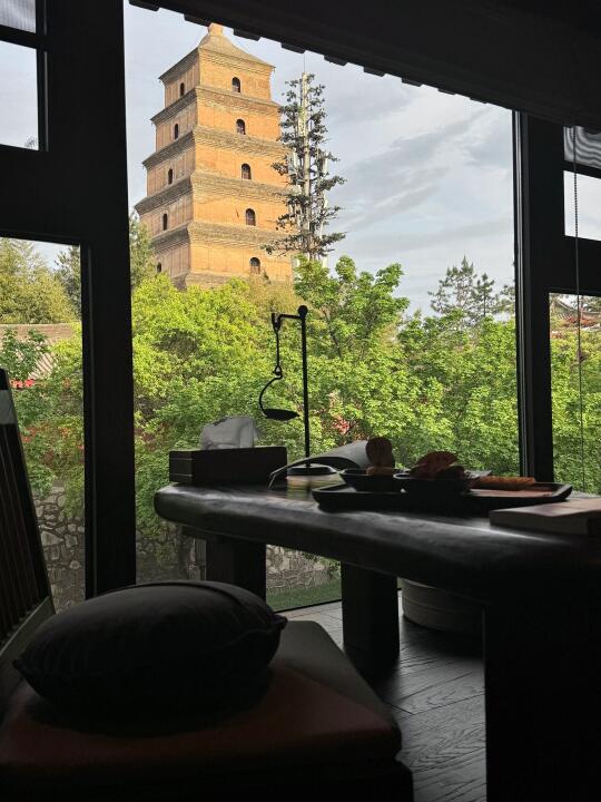 西安刚退房！能在房间里看大雁塔的神仙酒店…